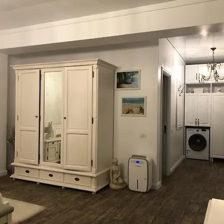 Apartament Promenada アパート ナボダリ